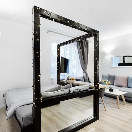 Cozy Naugarduko Close To Old Town Apartament