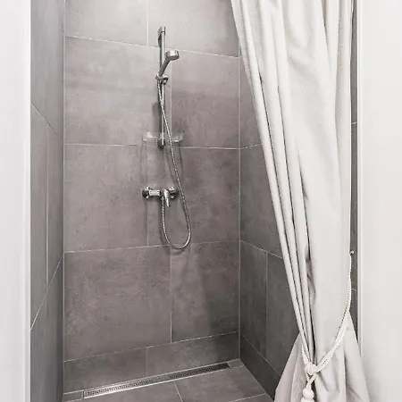 Cozy Naugarduko Close To Old Town 公寓 *