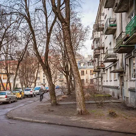 Cozy Naugarduko Close To Old Town