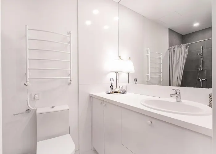 Cozy Naugarduko Close To Old Town *