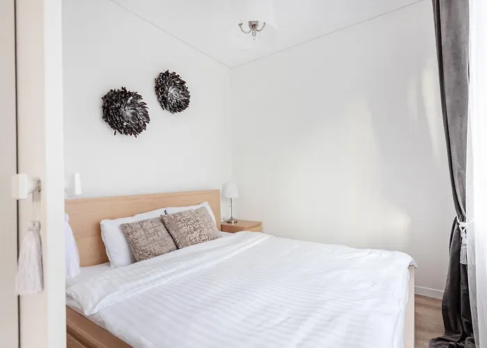 Cozy Naugarduko Close To Old Town